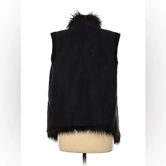 MICHAEL Michael Kors Faux Fur Vest - Picture 3 of 9